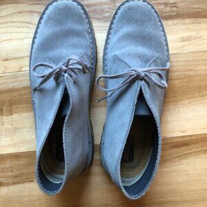 Clark's Suede Shoes - Gray